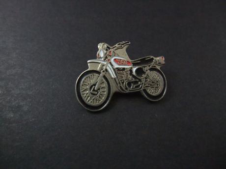 Yamaha XT500 all-road motor (winnaar van Parijs-Dakar) zilverkleur motor naar links